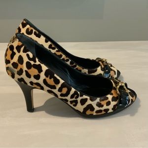 Cole Haan 8.5 Nike Air animal haircalf cheetah print, 3.5 in heel, preowned.